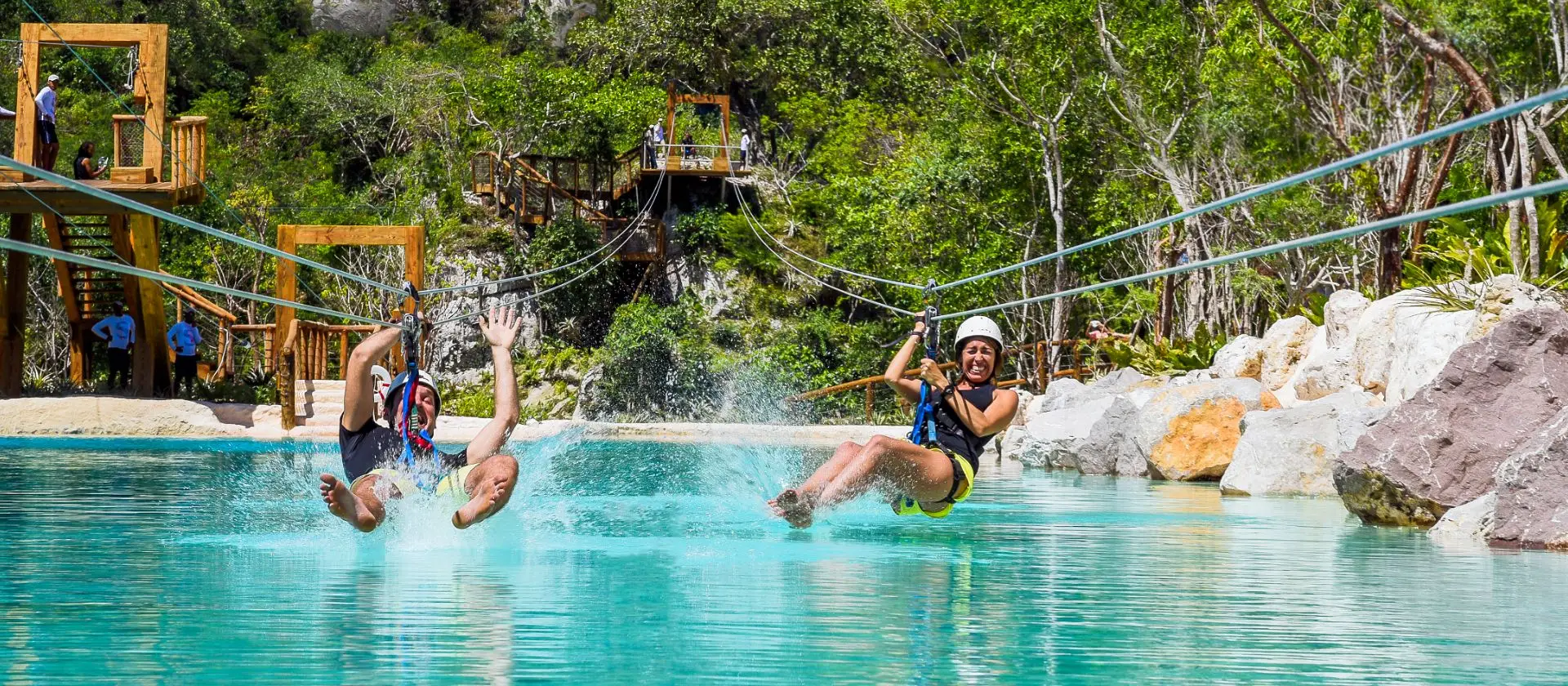 Parque aventura Cap Cana: tirolesas dobles con caída en laguna Cap Cana