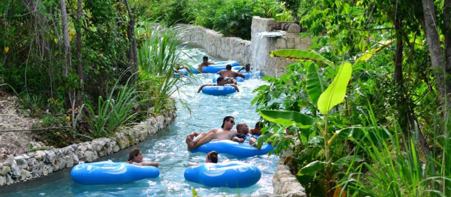 Parque aventura Bavaro: tubing en río de la selva Punta Cana