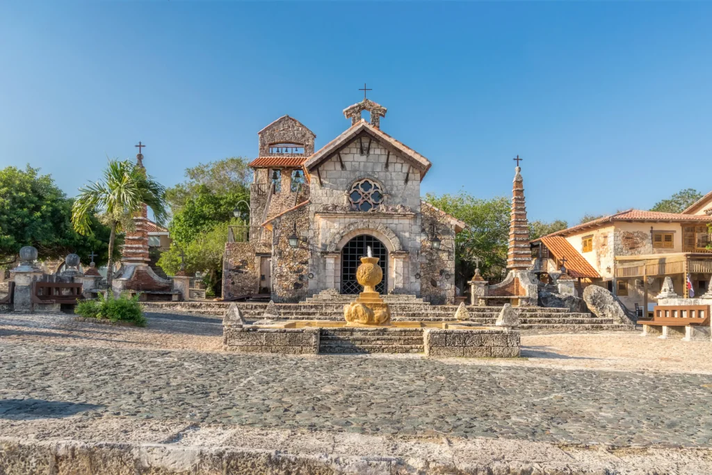 Iglesia de San Estanislao en Altos de Chavón, La Romana, República Dominicana